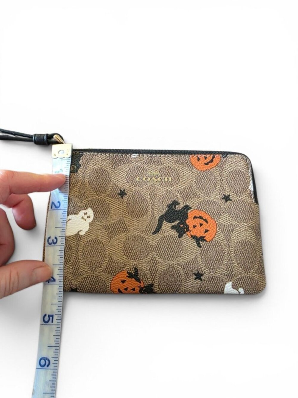 COACH Halloween Corner Zip Wristlet Signature Canvas Ghost Cat Pumpkin Bag NWT - Picture 14 of 15